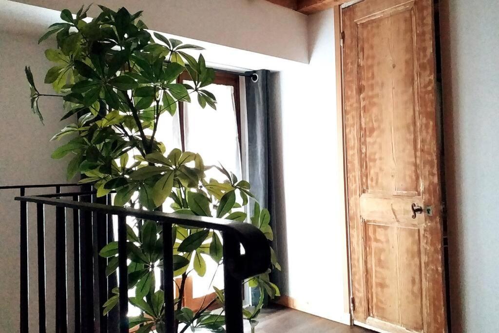 Le Paisible - Gare - Duplex - Garage Prive - Netflix Apartment