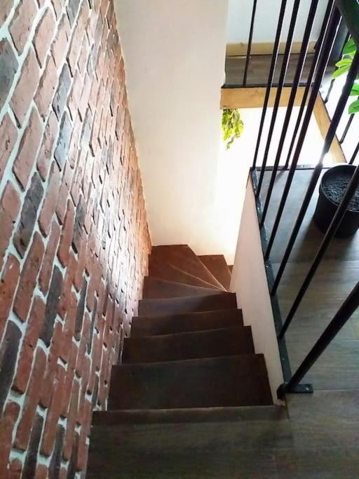 Le Paisible - Gare - Duplex - Garage Prive - Netflix Apartment