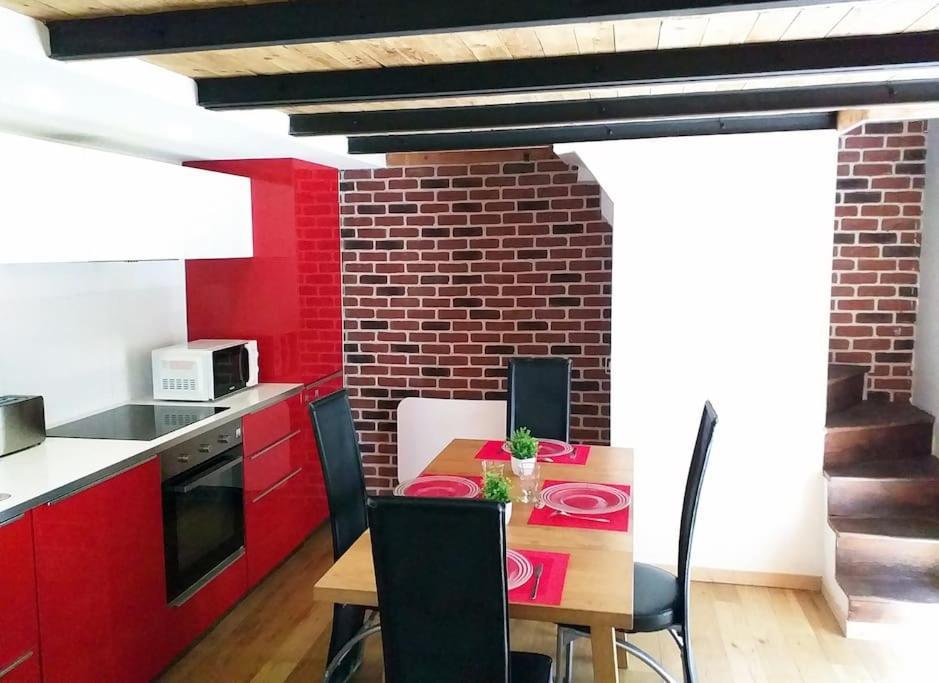 Apartment Le Paisible - Gare - Duplex - Garage Prive - Netflix